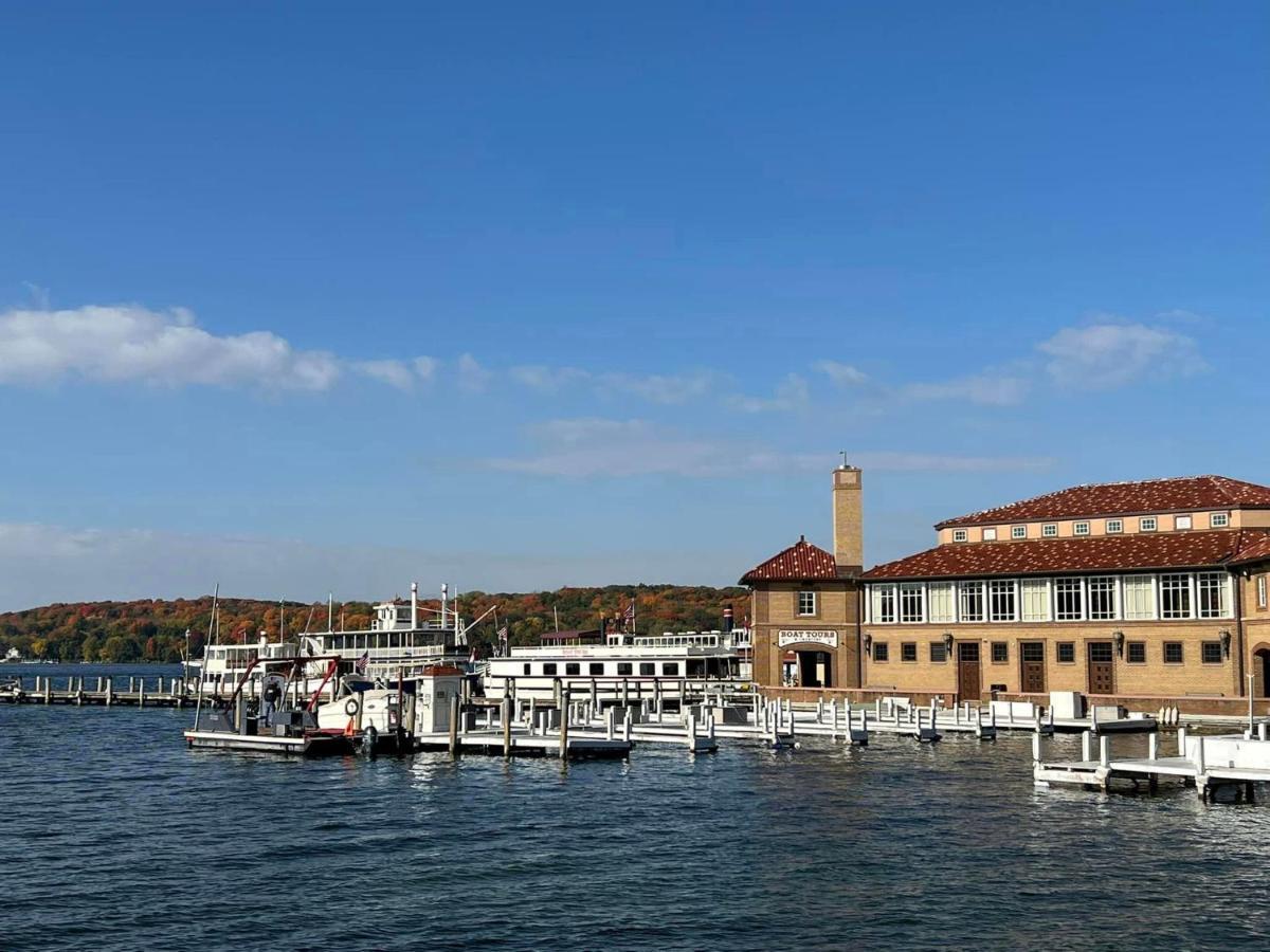 فندق بحيرة جنيففي  ميل كريك هوتل المظهر الخارجي الصورة